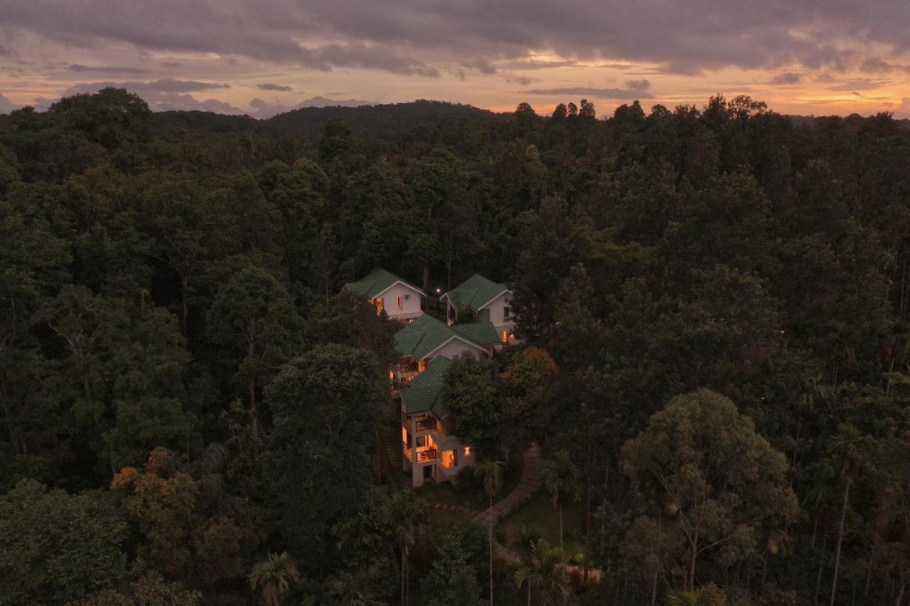 The Woods Resorts Wayanad Sultan Bathery Exterior photo